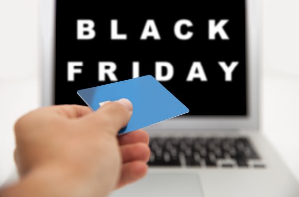 black friday cyber monday influencer marketing how to create holiday marketing campaign
