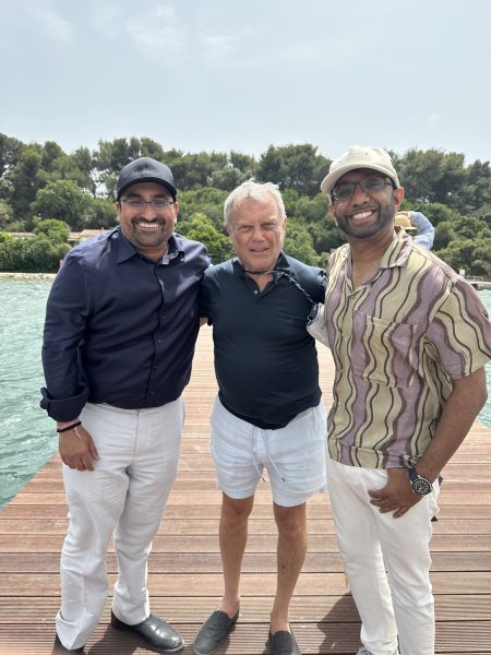 Captiv8 co-founders Krishna Subramanian and Sunil Verma with Sir Martin Sorrell.